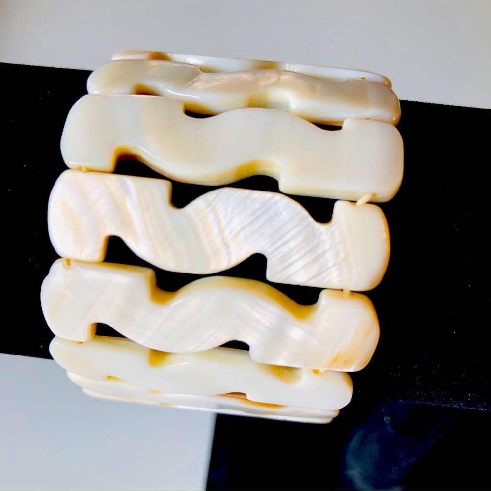 Shell Bracelet Smooth Flat Stretchy